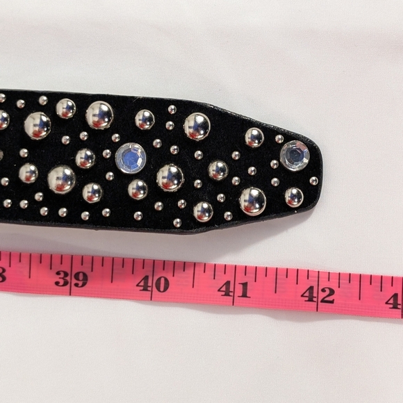 Genuine Suede Leather Studded Black Belt with Rhinestones Size Large (42") - Picture 8 of 11